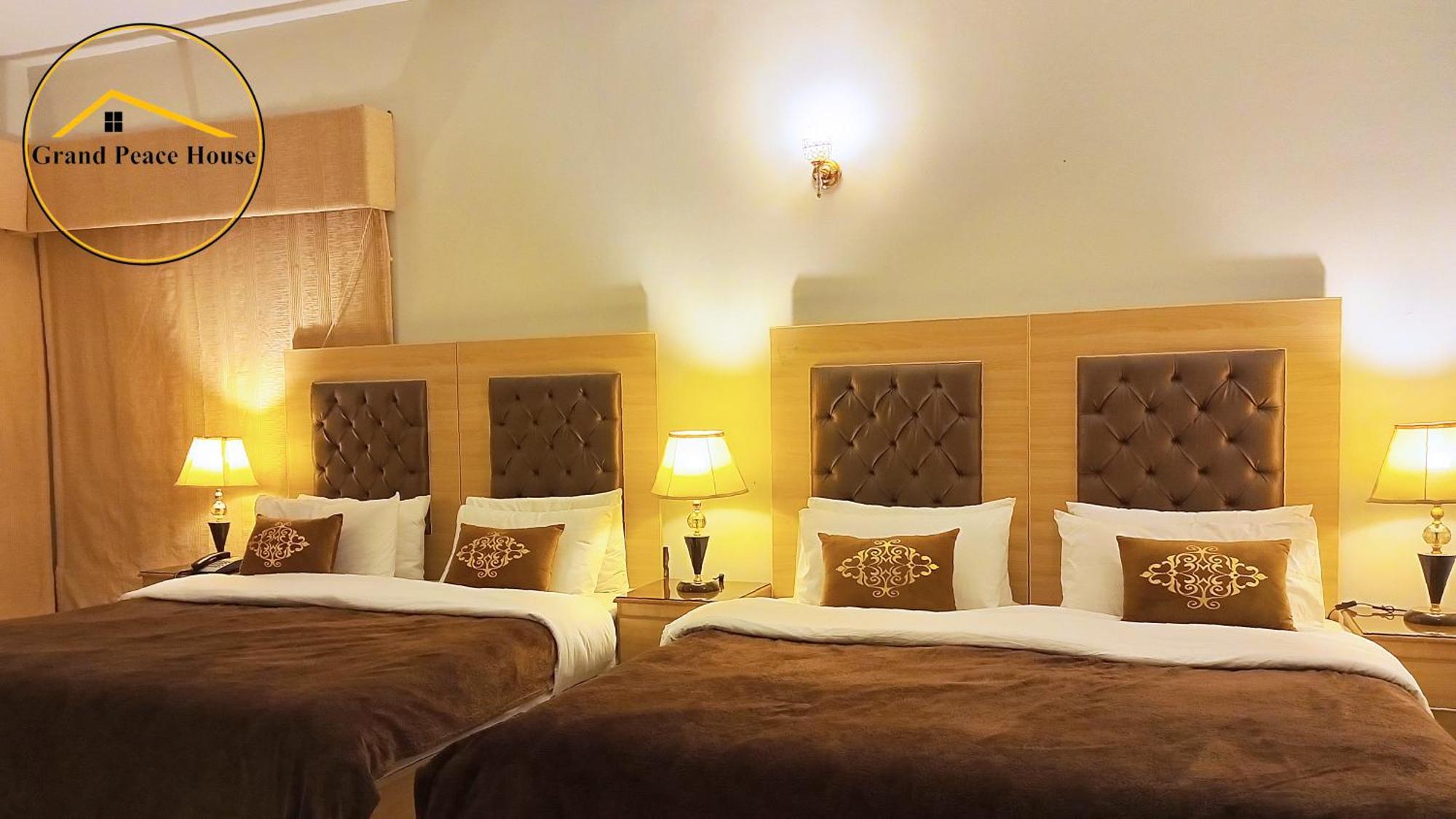 Grand Peace House II Bed and Breakfast Islamabad Exteriör bild