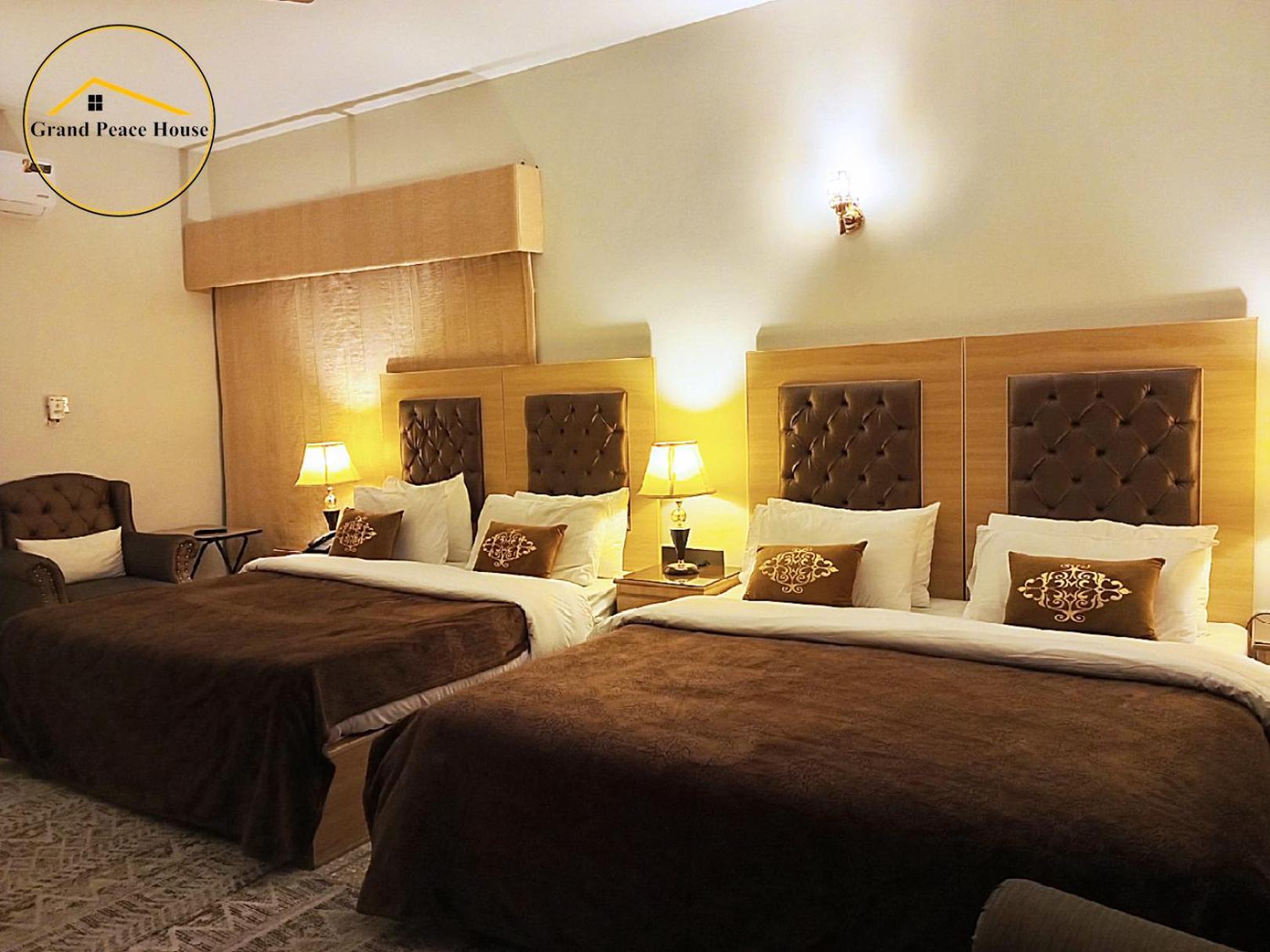 Grand Peace House II Bed and Breakfast Islamabad Exteriör bild