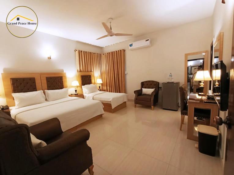 Grand Peace House II Bed and Breakfast Islamabad Exteriör bild
