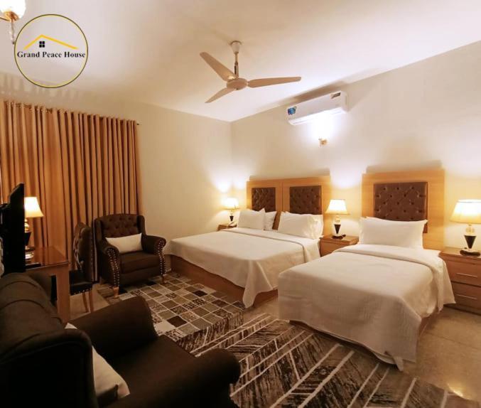 Grand Peace House II Bed and Breakfast Islamabad Exteriör bild
