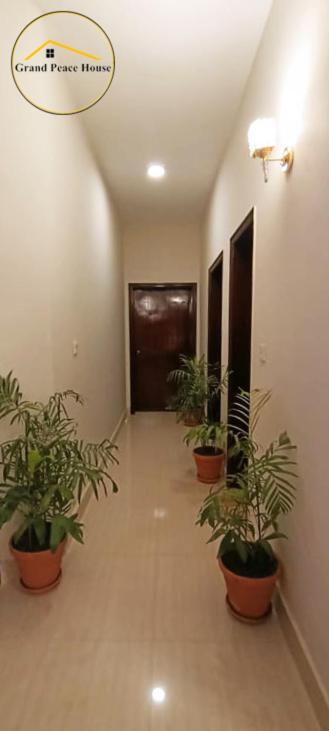 Grand Peace House II Bed and Breakfast Islamabad Exteriör bild