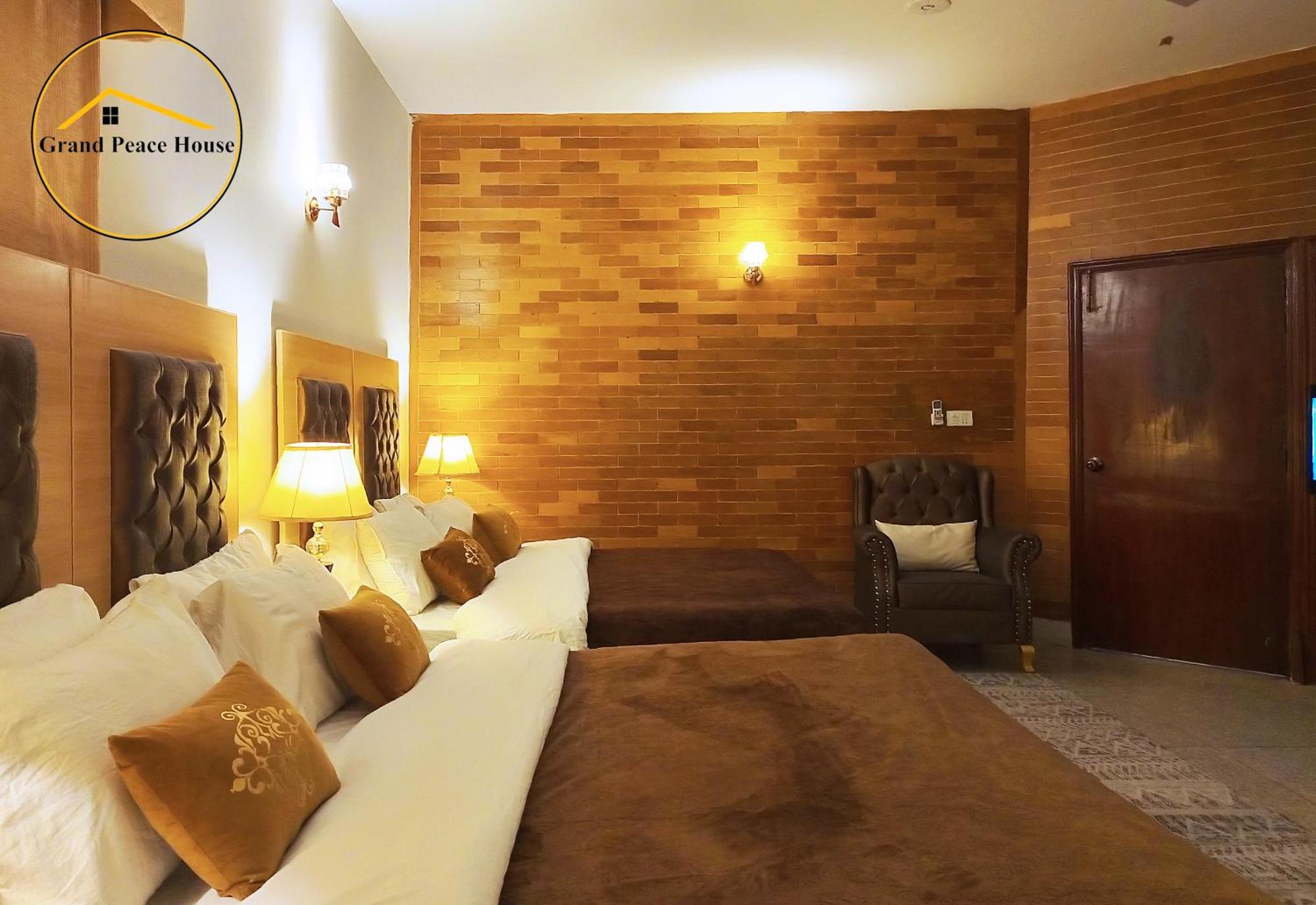Grand Peace House II Bed and Breakfast Islamabad Exteriör bild